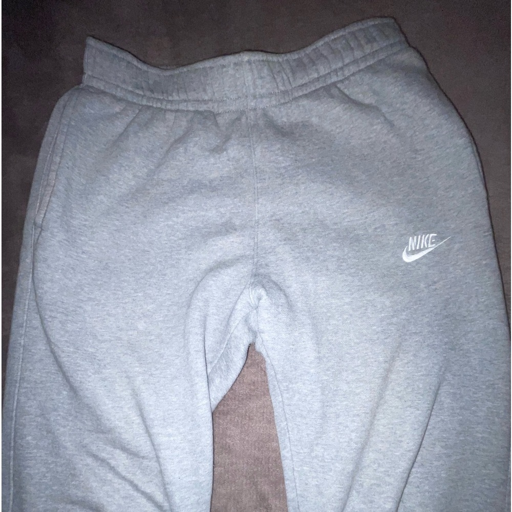 Grey Nike sweatpants